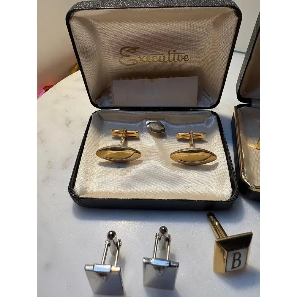 Vintage VTG lot of cufflinks and tie tacks some SWANK